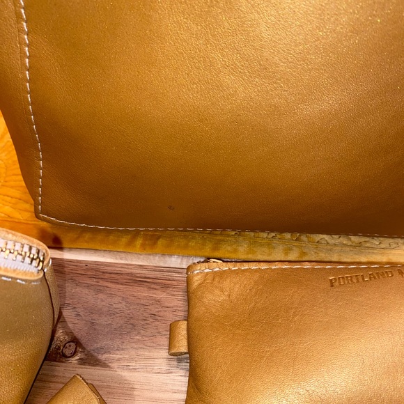 Portland leather mini crossbody bundle Honeycomb color. - Picture 7 of 8